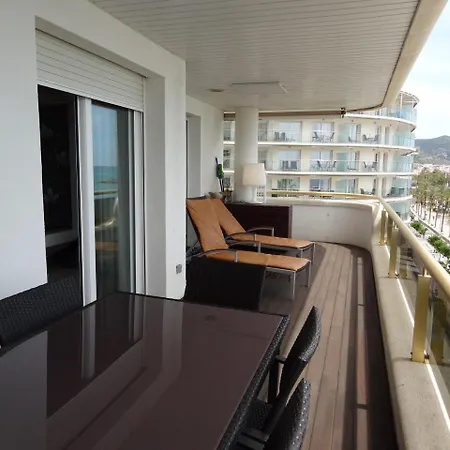 Blue Sea Apart Apartment