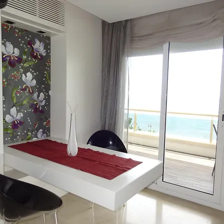 Blue Sea Apart Apartment *