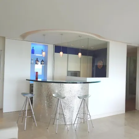 Blue Sea Apart Apartment *